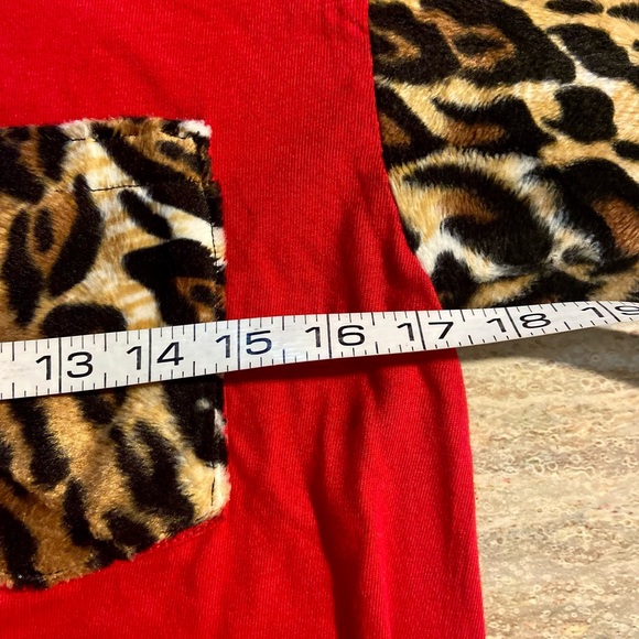 LIR Clothing t-shirt with leopard print - Picture 6 of 16